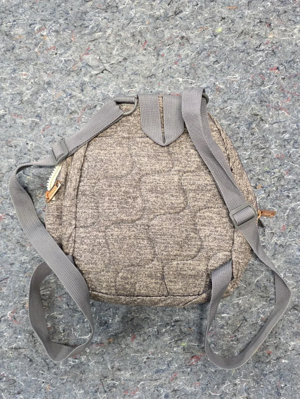 Addidas Mini Backpack Heather Gray With Golden Amber Pulls - Picture 10 of 11